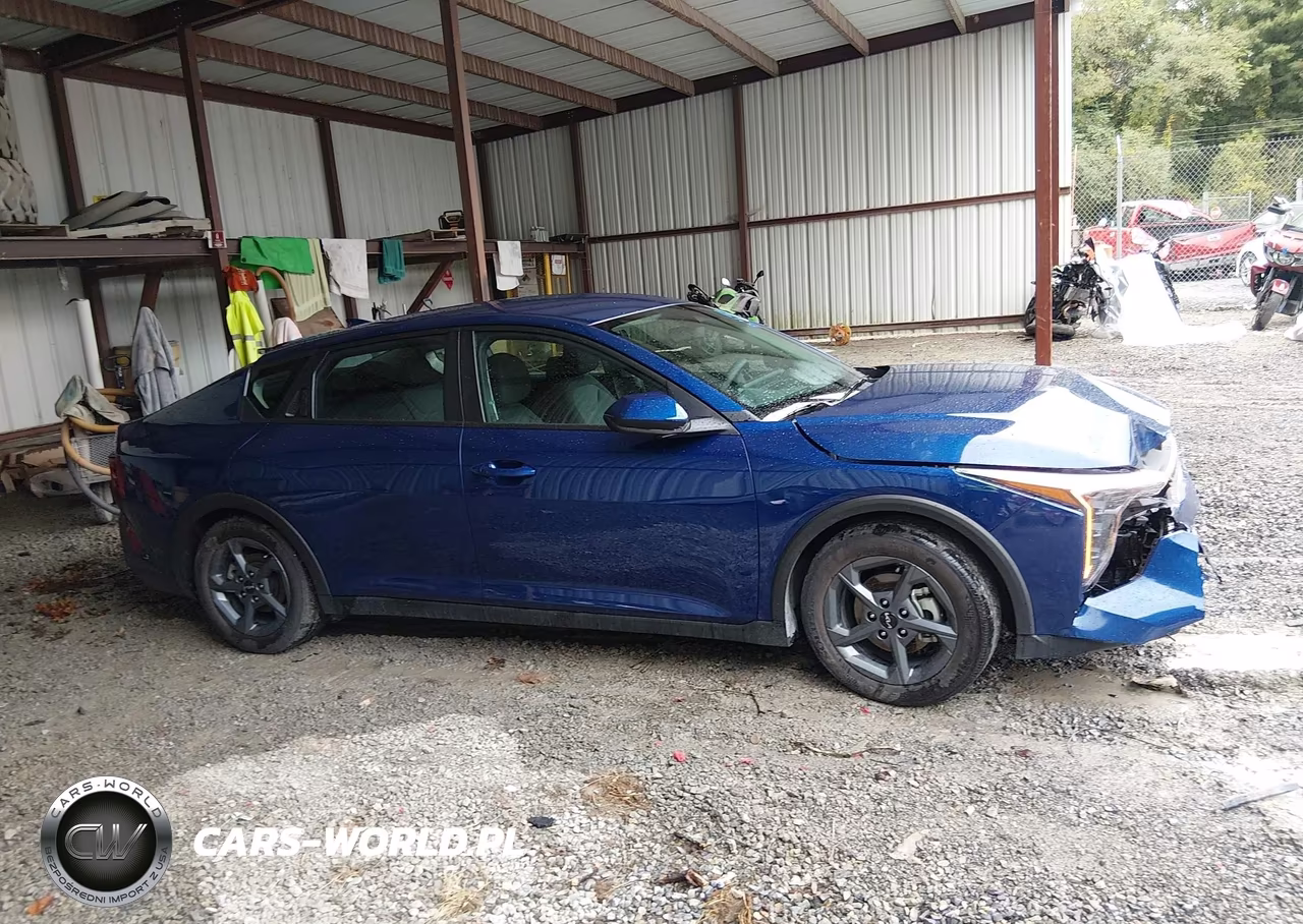 2025 Kia K4 Lxs VIN:3KPFT4DE2SE009145 - 13