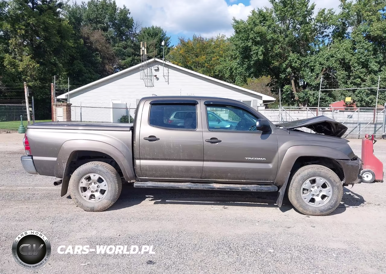 2012 Toyota Tacoma Double Cab VIN:3TMLU4EN5CM094892 - 14