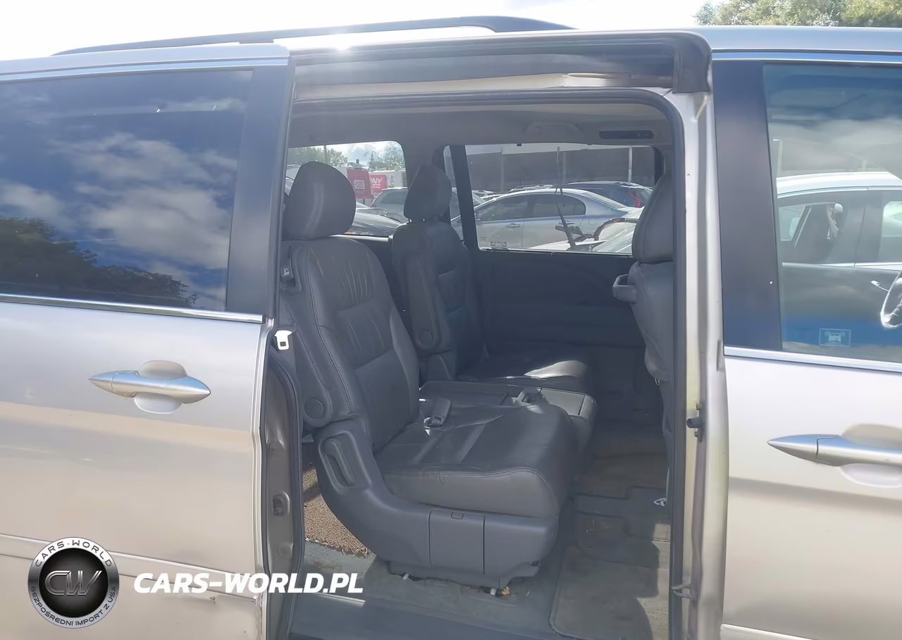 2006 Honda Odyssey Touring VIN:5FNRL38876B016555 - 8