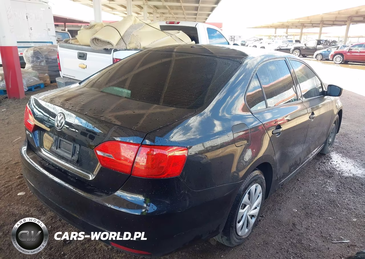 2014 Volkswagen Jetta 2.0L S VIN:3VW2K7AJ1EM330797 - 4