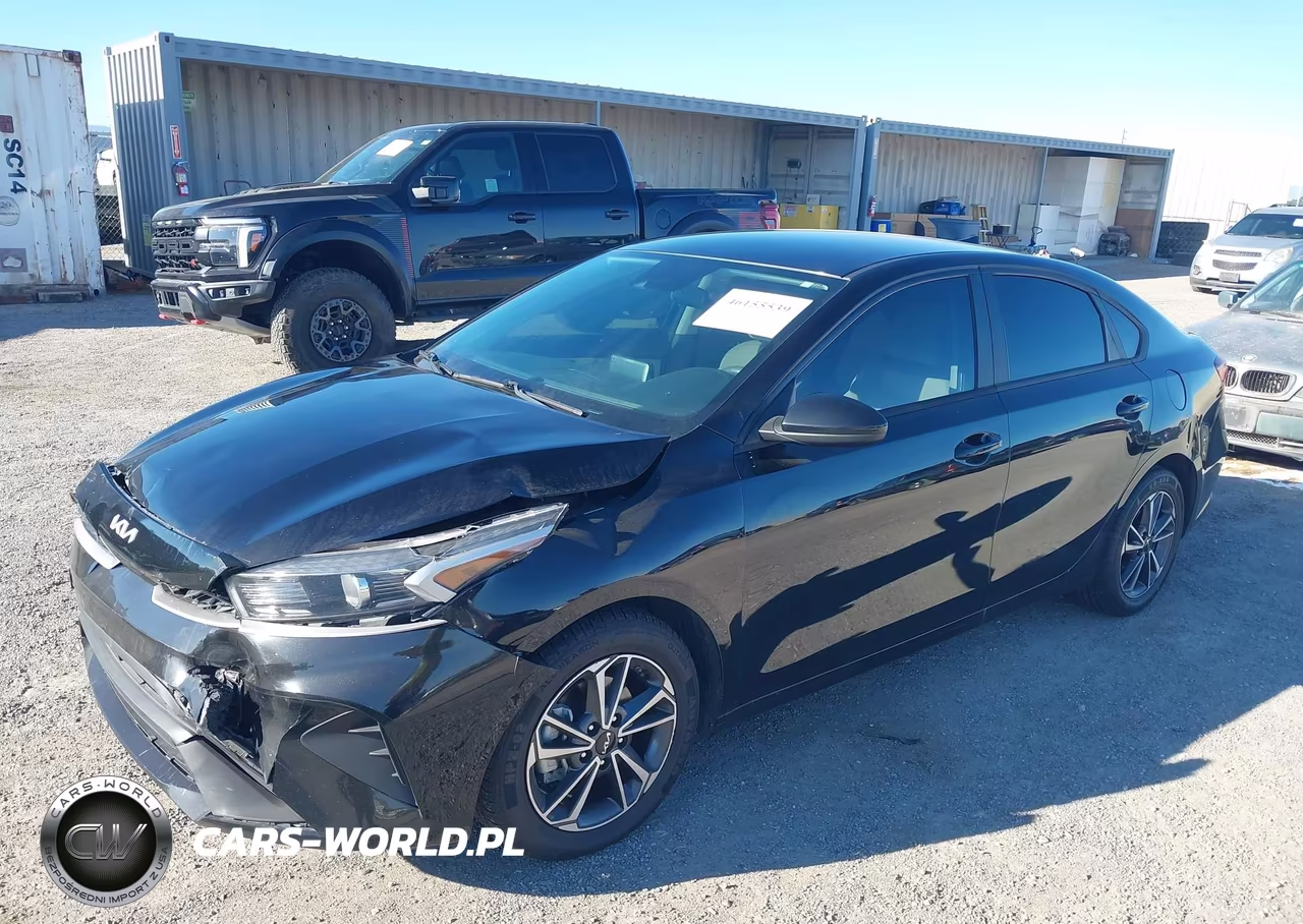 2022 Kia Forte Lxs VIN:3KPF24AD2NE464080 - 2