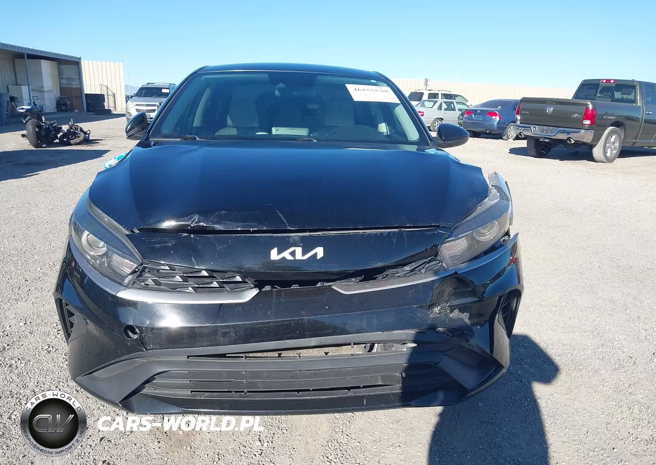 2022 Kia Forte Lxs VIN:3KPF24AD2NE464080 - 6
