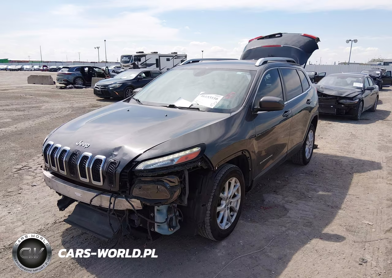 2015 Jeep Cherokee Latitude VIN:1C4PJLCB2FW539302 - 2