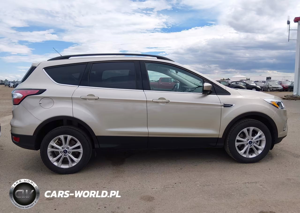 2018 Ford Escape Se VIN:1FMCU9GD5JUC38849 - 13