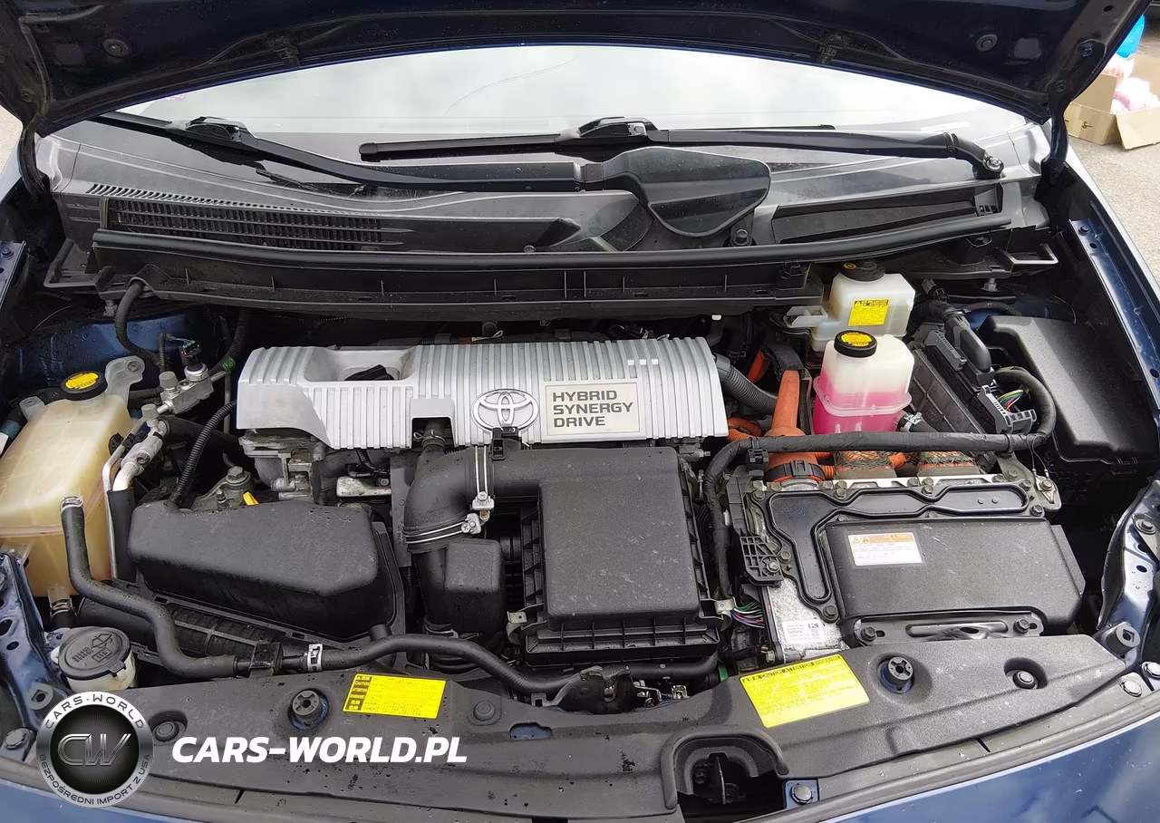 2013 Toyota Prius Three VIN:JTDKN3DU6D1672976 - 10
