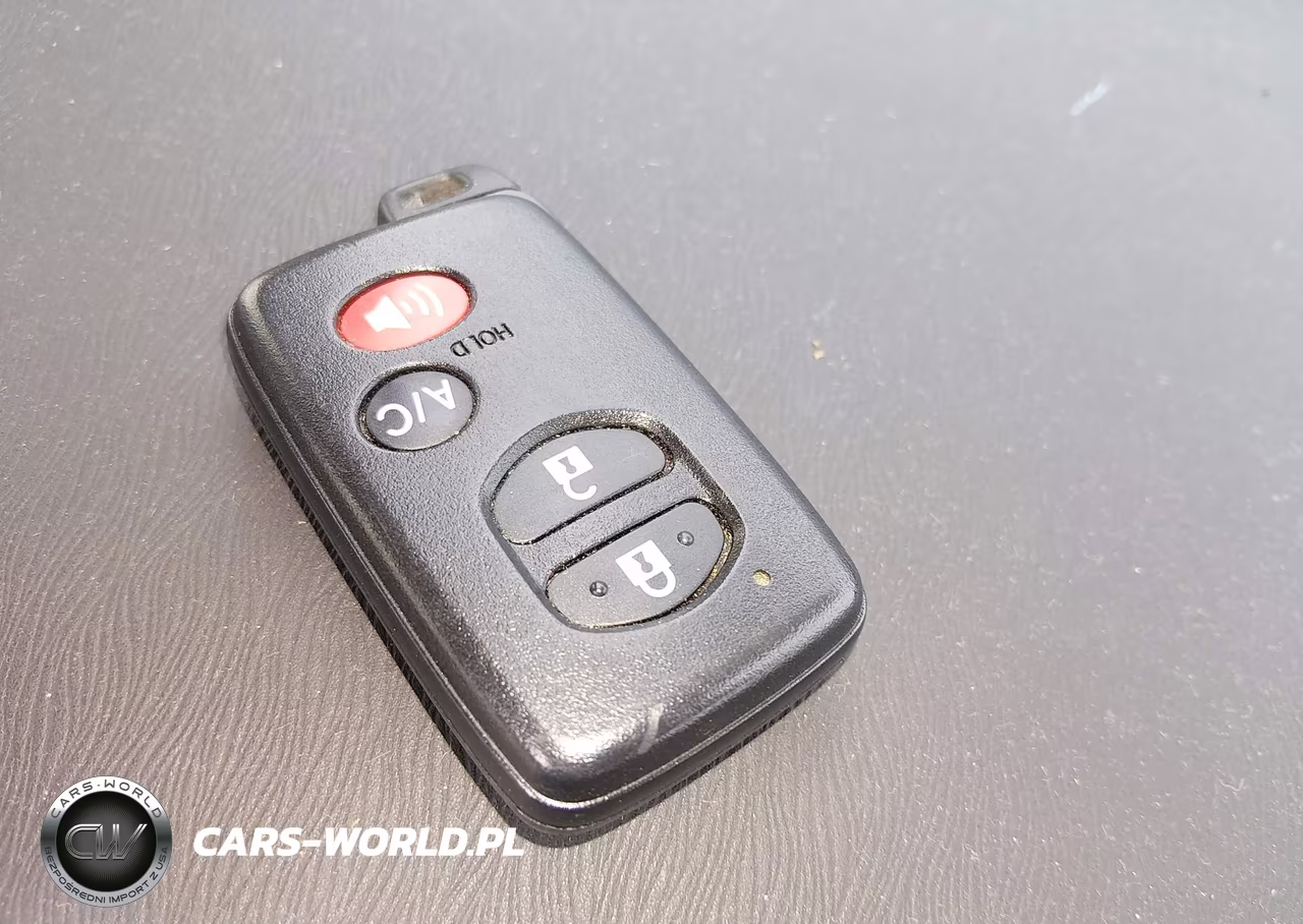 2013 Toyota Prius Three VIN:JTDKN3DU6D1672976 - 11