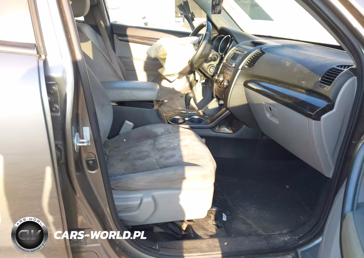 2011 Kia Sorento Lx VIN:5XYKT3A14BG171856 - 5