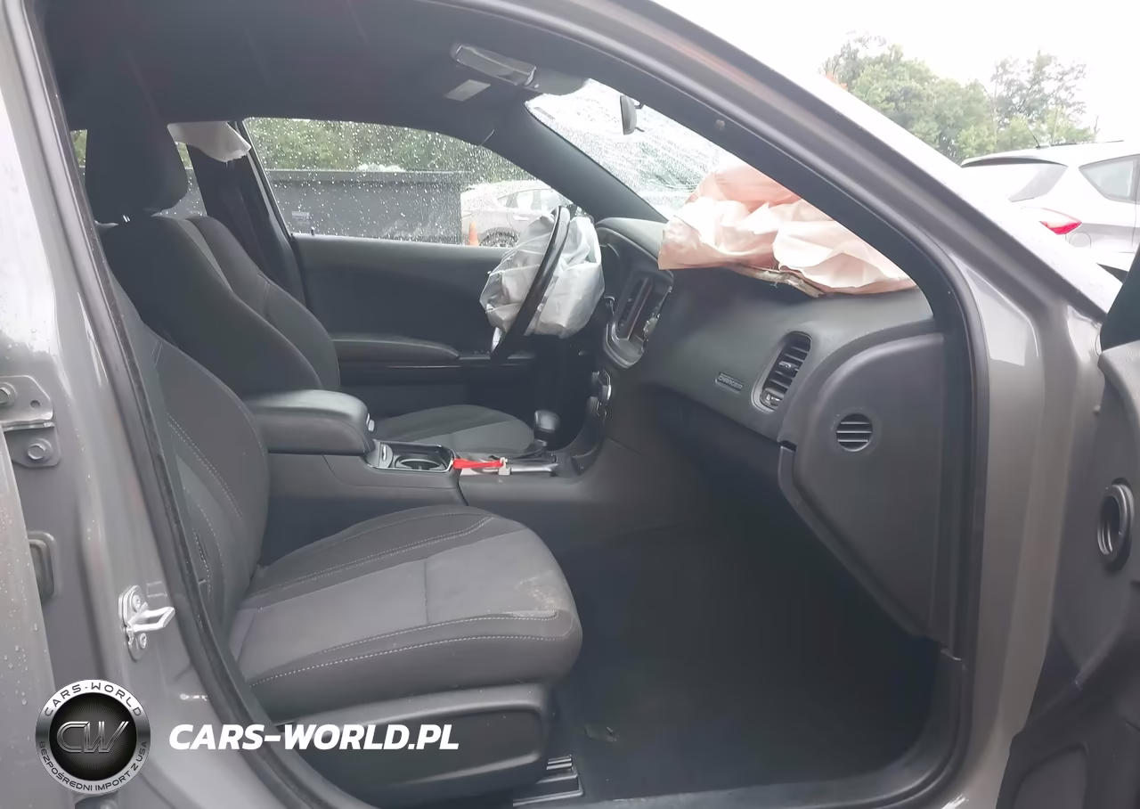 2019 Dodge Charger Sxt Rwd VIN:2C3CDXBG2KH700304 - 5