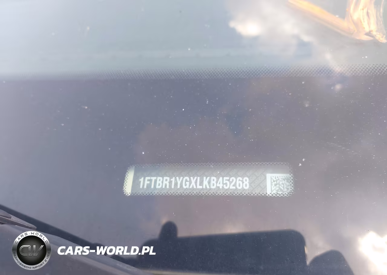 2020 Ford Transit-250 VIN:1FTBR1YGXLKB45268 - 17