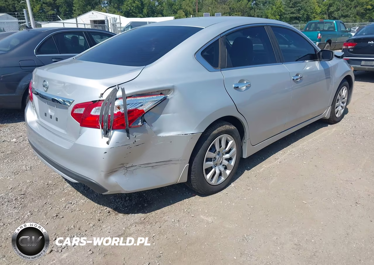 2016 Nissan Altima 2.5 S VIN:1N4AL3AP0GC191720 - 4