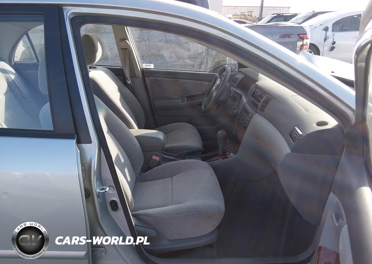 2004 Toyota Corolla Le VIN:1NXBR32E04Z281168 - 5