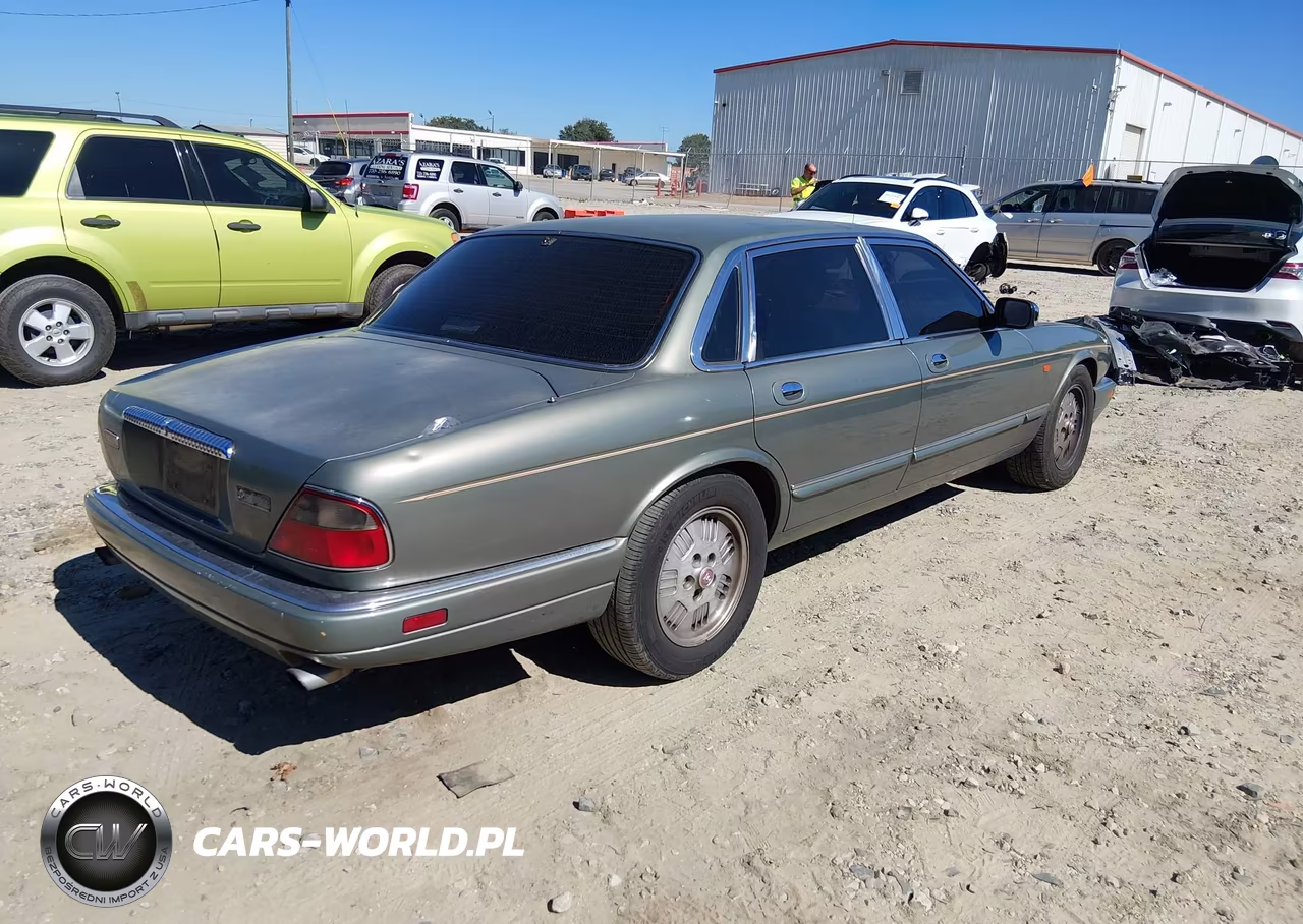 1995 Jaguar Vandenplas VIN:SAJKX1746SC740755 - 4
