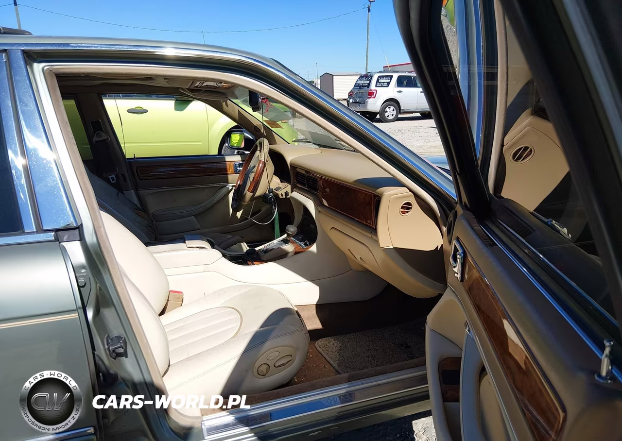 1995 Jaguar Vandenplas VIN:SAJKX1746SC740755 - 5