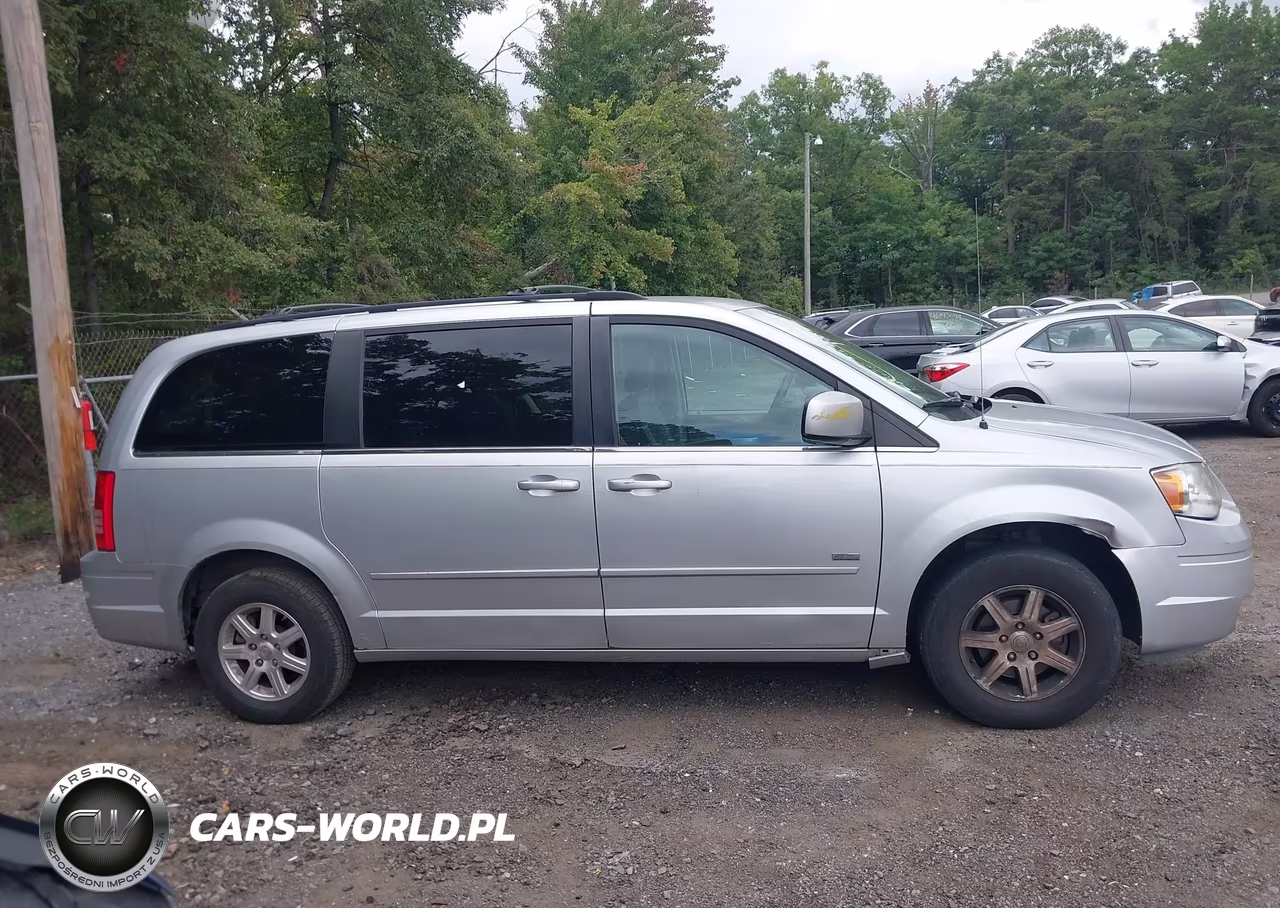 2008 Chrysler Town & Country Touring VIN:2A8HR54P18R830333 - 13