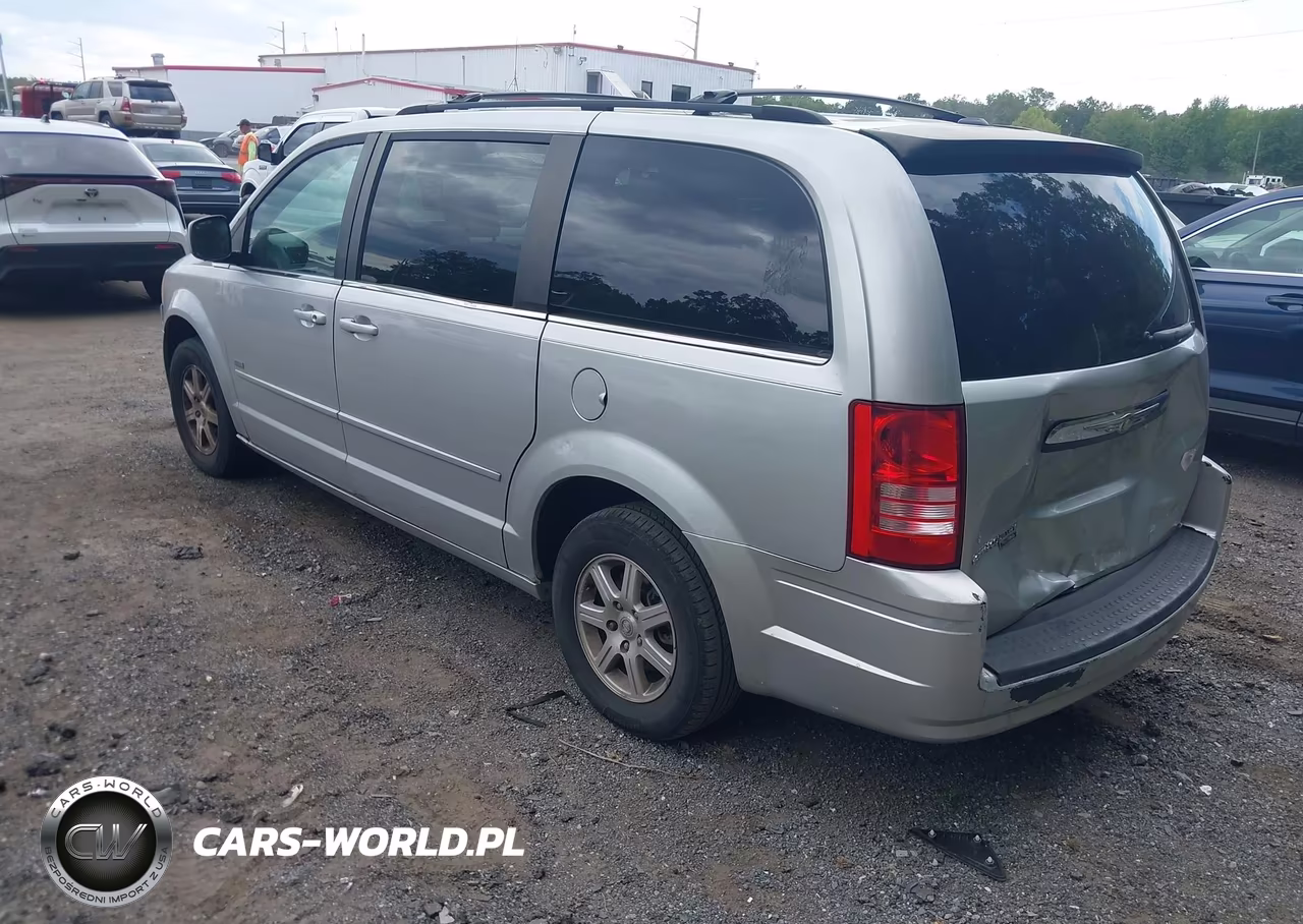 2008 Chrysler Town & Country Touring VIN:2A8HR54P18R830333 - 3