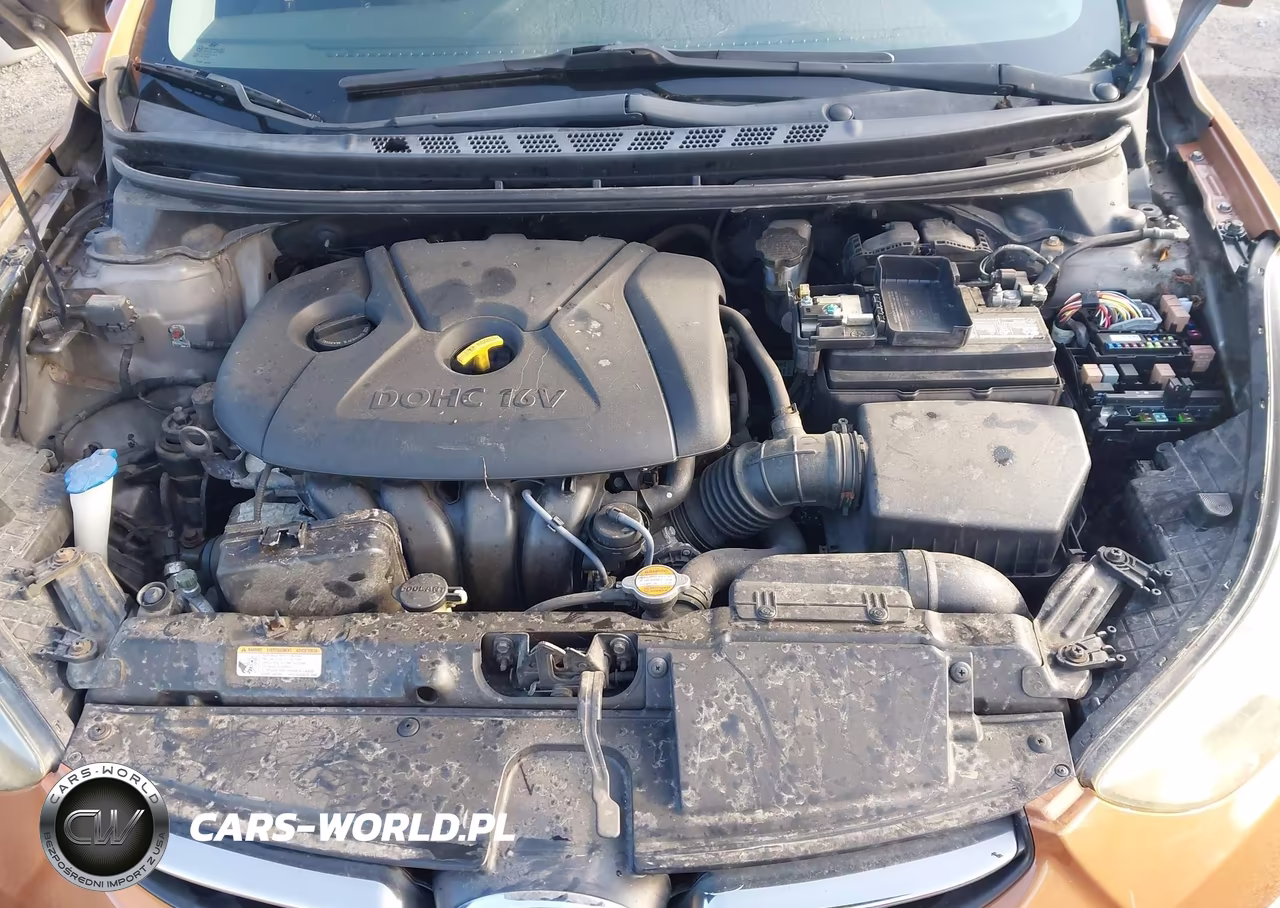 HYUNDAI ELANTRA GL VIN:5NPDH4AE2CH085071 - 10