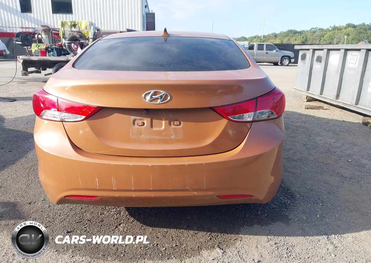 HYUNDAI ELANTRA GL VIN:5NPDH4AE2CH085071 - 15