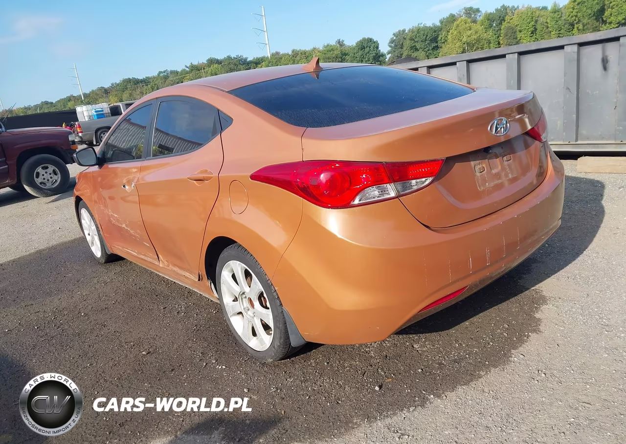 HYUNDAI ELANTRA GL VIN:5NPDH4AE2CH085071 - 3