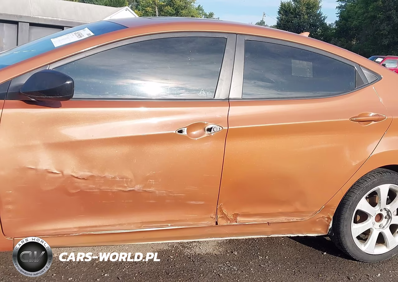 HYUNDAI ELANTRA GL VIN:5NPDH4AE2CH085071 - 6