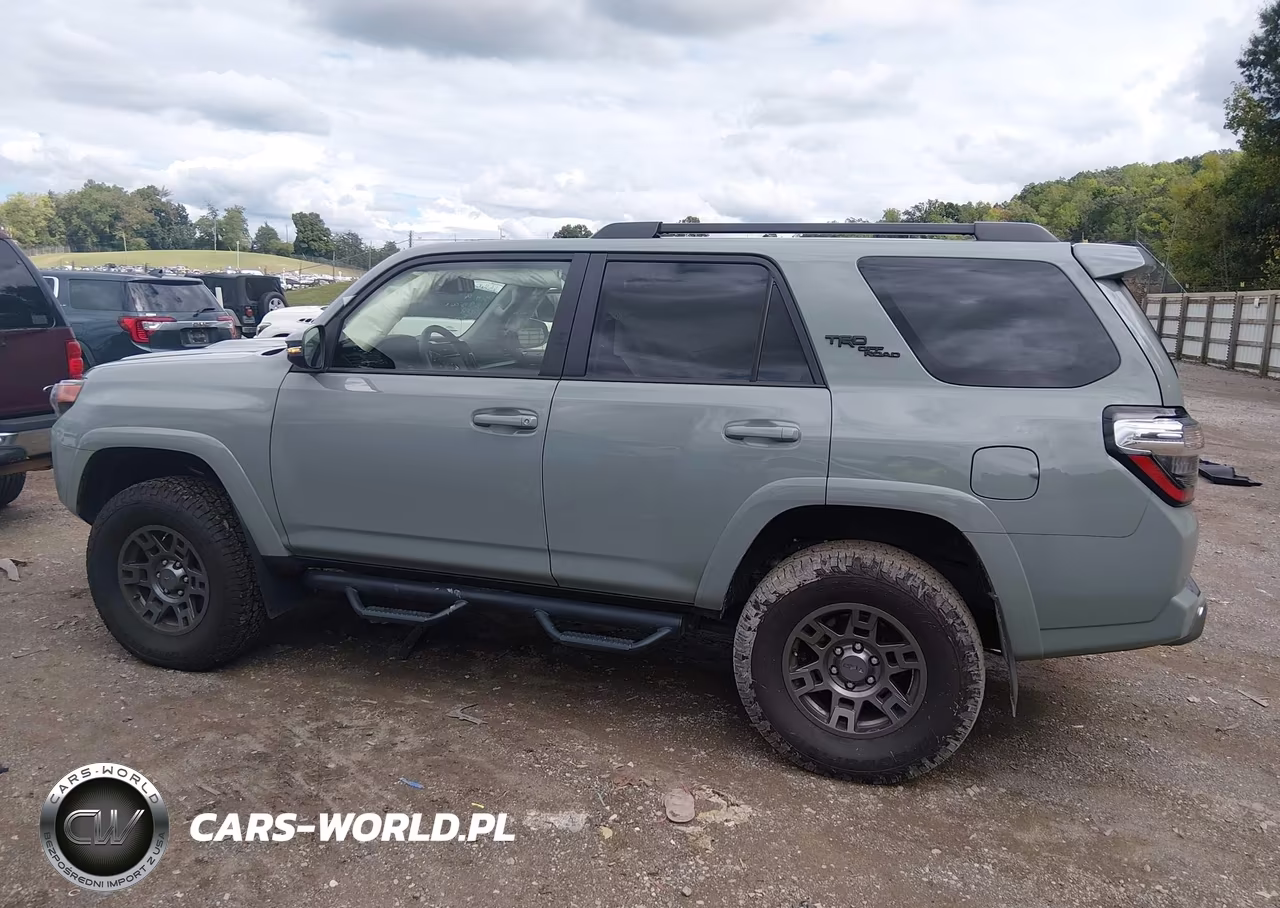 2022 Toyota 4Runner Trd Off Road Premium VIN:JTERU5JR0N6039743 - 14