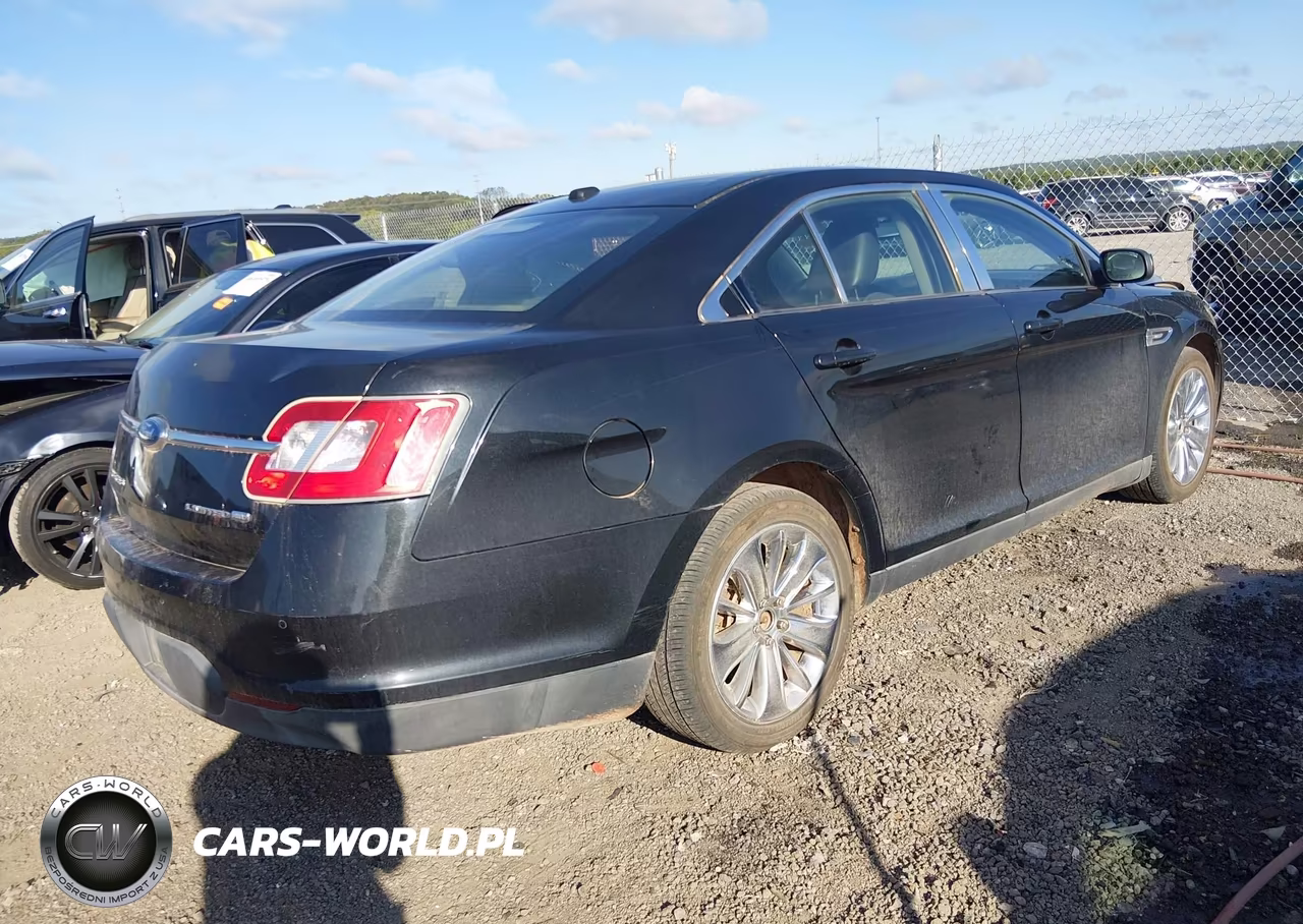 2010 Ford Taurus Limited VIN:1FAHP2JW5AG126382 - 4