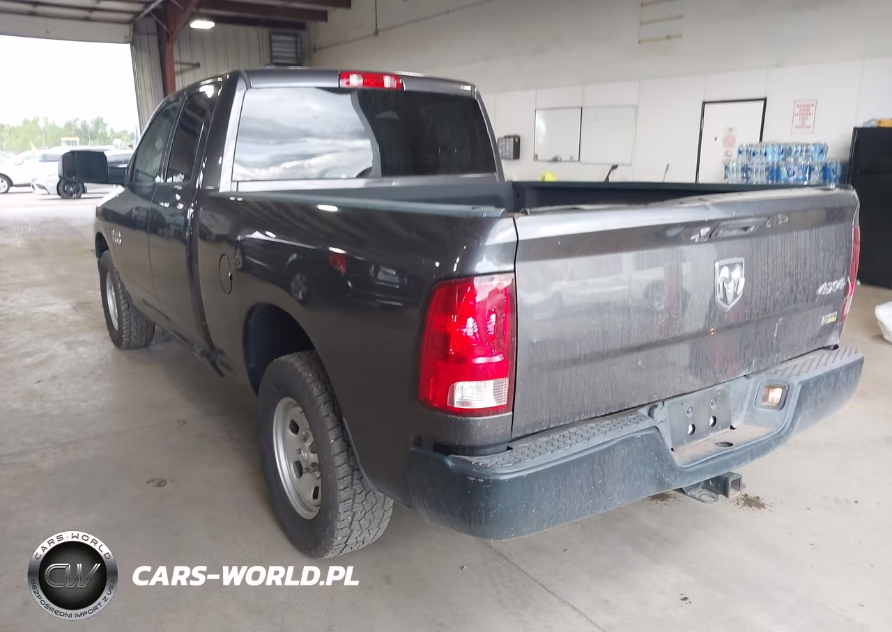 2017 Ram 1500 Tradesman 4X4 6'4 Box VIN:1C6RR7FG1HS820377 - 3
