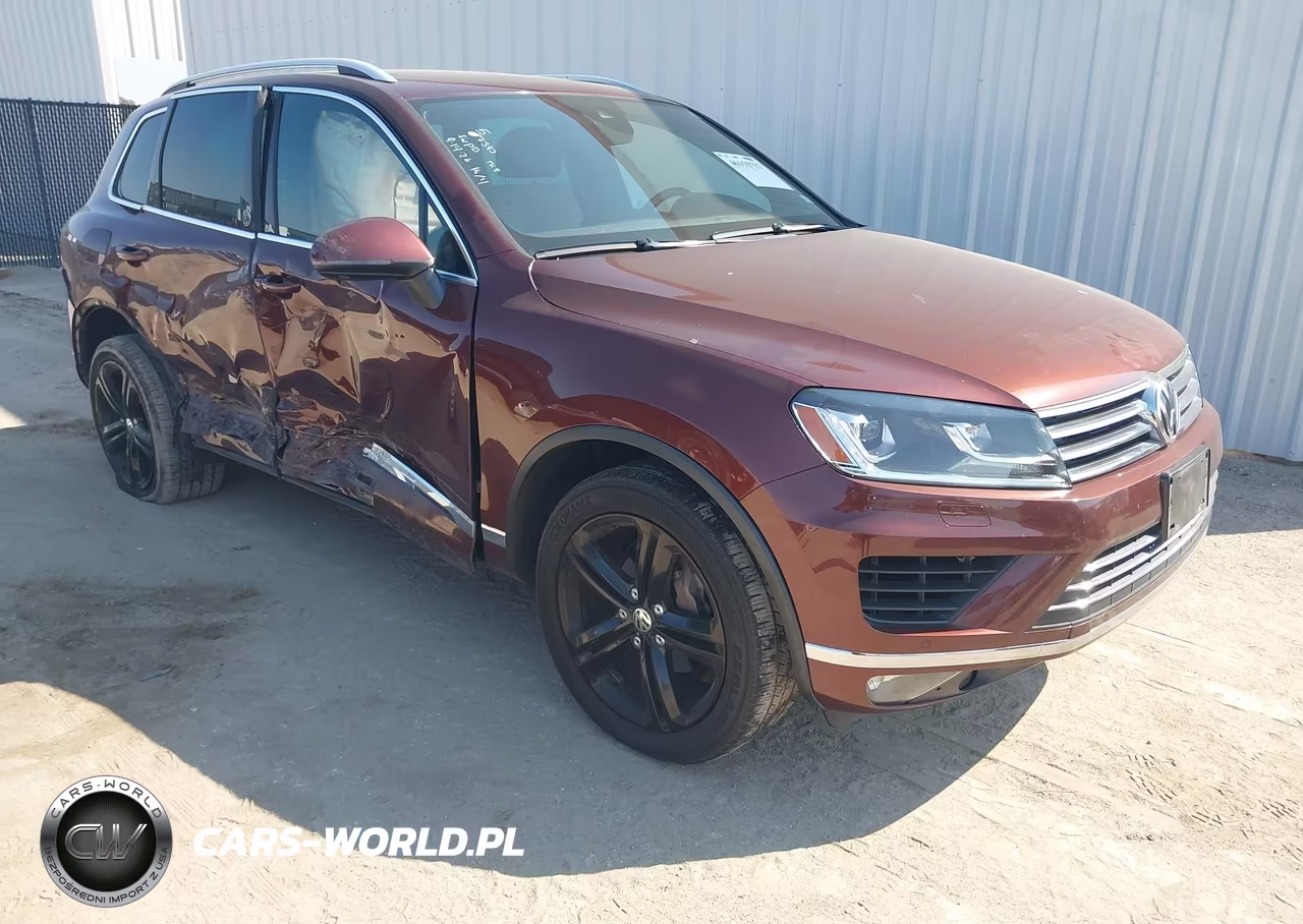 2017 Volkswagen Touareg V6 Wolfsburg Edition VIN:WVGRF7BPXHD000838 - 1