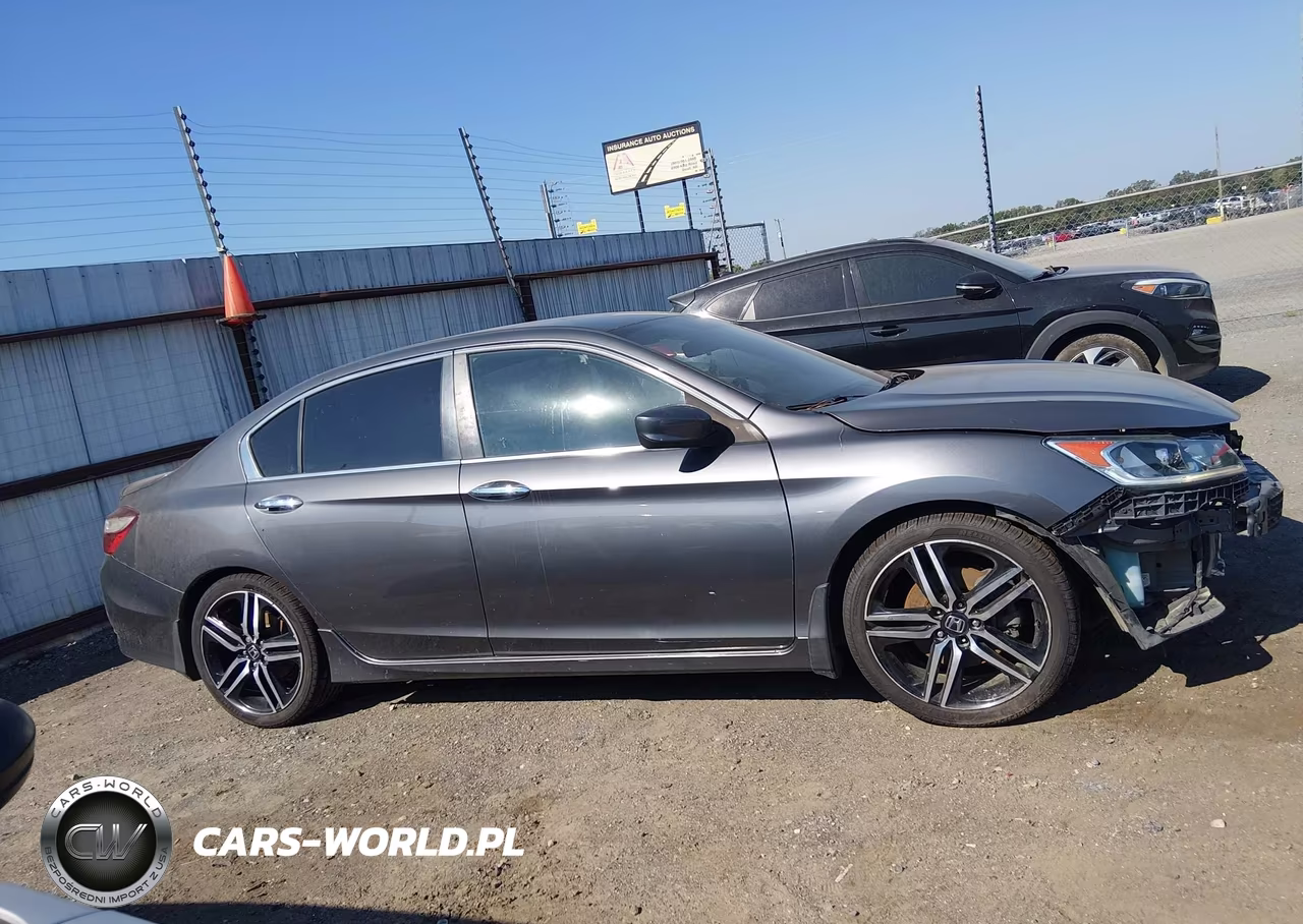 2017 Honda Accord Sport Se VIN:1HGCR2F16HA262420 - 14