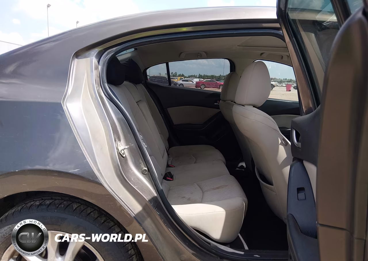 2015 Mazda Mazda3 I Touring VIN:3MZBM1V77FM175616 - 8