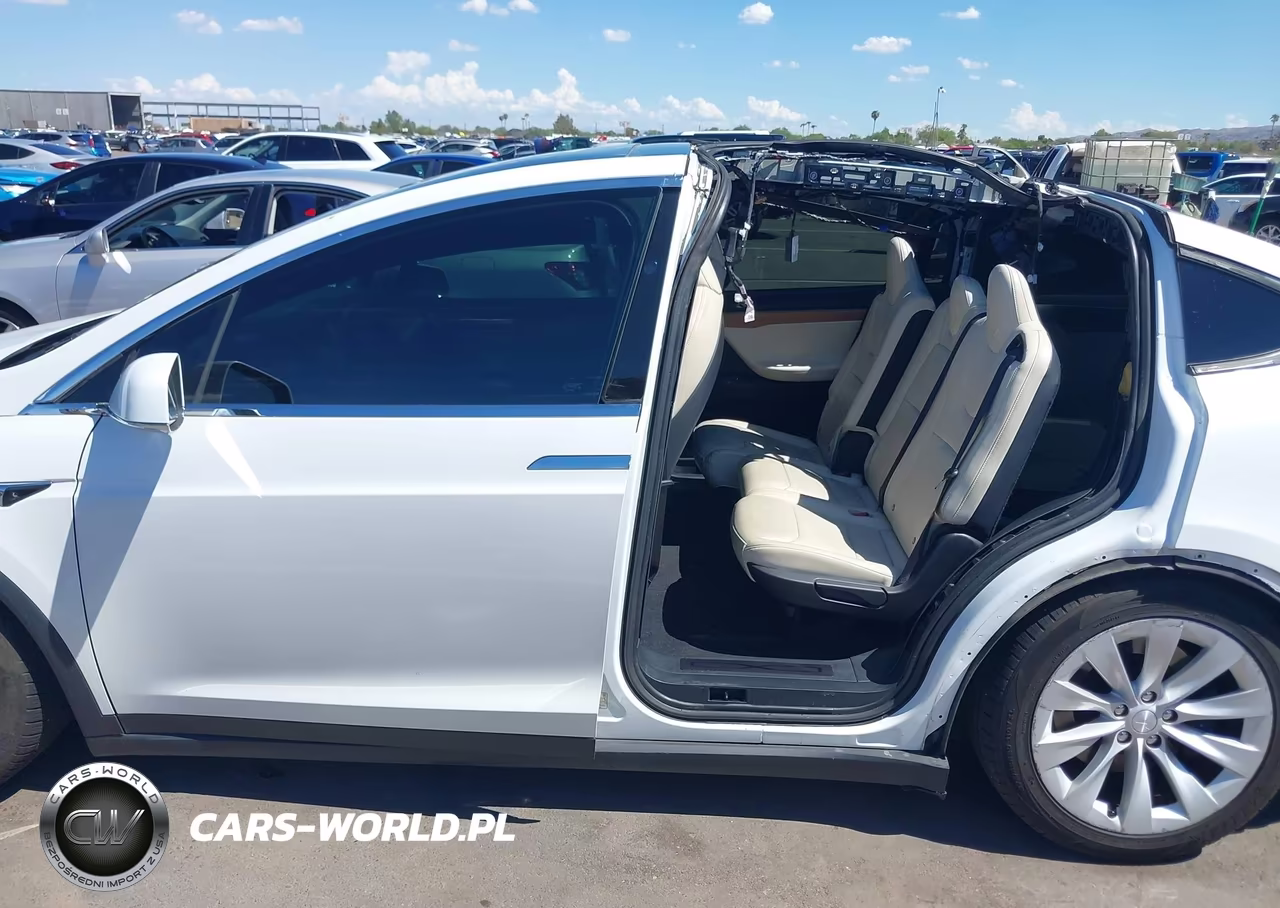 2020 Tesla Model X Long Range Dual Motor All-Wheel Drive-Long Range Plus Dual Motor All-Wheel Drive VIN:5YJXCAE24LF239384 - 15