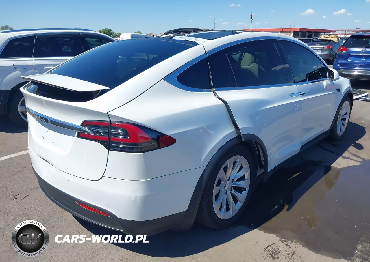 2020 Tesla Model X Long Range Dual Motor All-Wheel Drive-Long Range Plus Dual Motor All-Wheel Drive VIN:5YJXCAE24LF239384 - 4