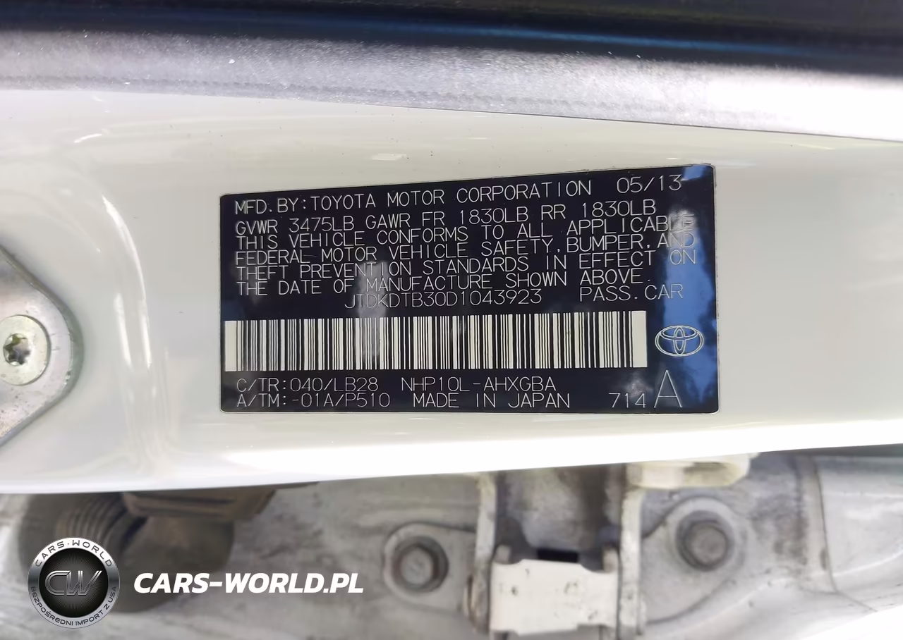 2013 Toyota Prius C Four VIN:JTDKDTB30D1043923 - 9