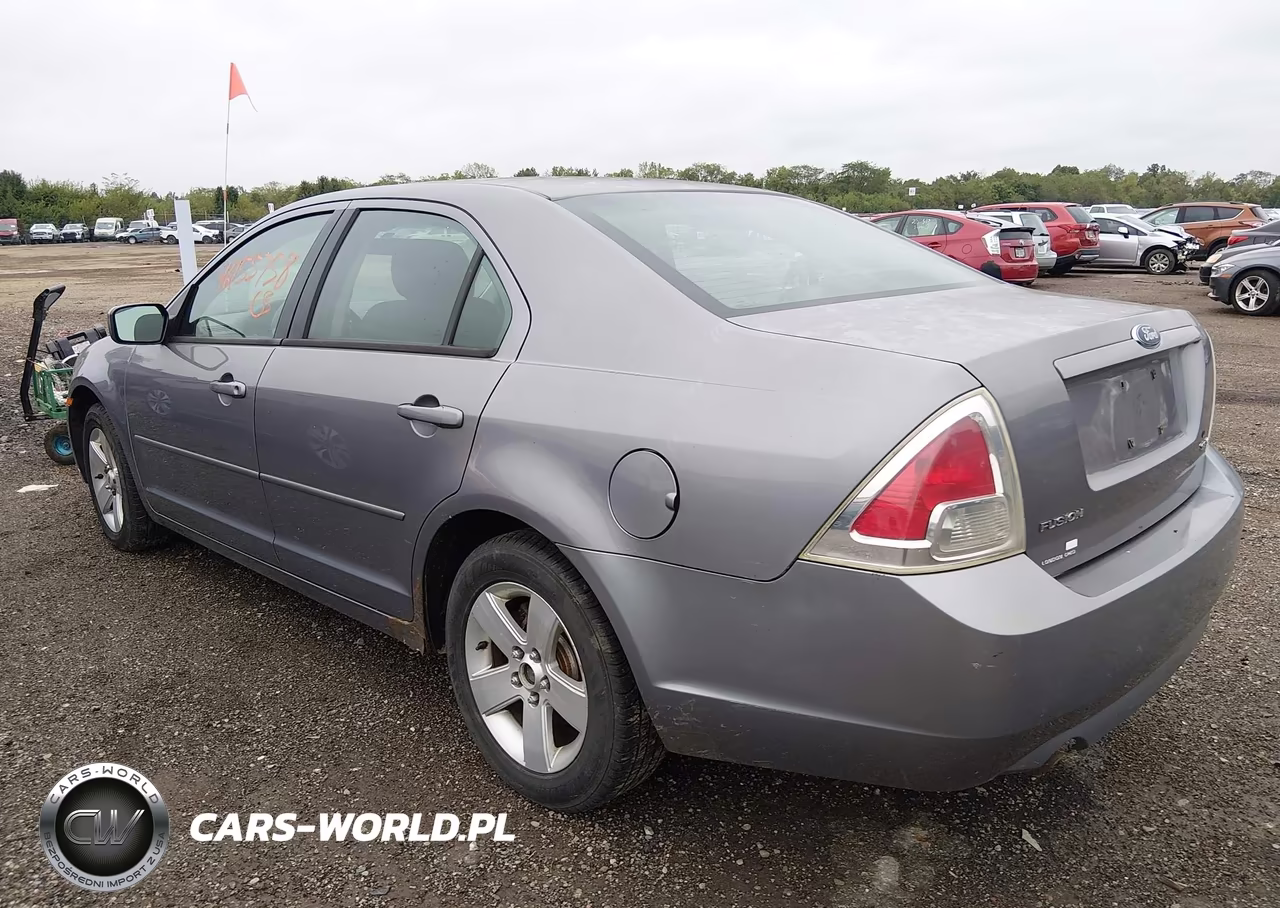 2007 Ford Fusion Se VIN:3FAHP07127R123070 - 3