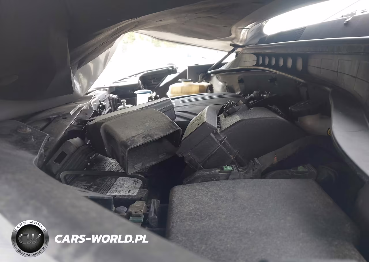 2016 Kia Sorento 3.3L Ex VIN:5XYPHDA51GG161812 - 10