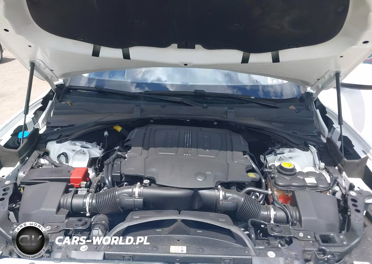 2018 Jaguar F-Pace 35T Prestige VIN:SADCK2EV7JA243344 - 10