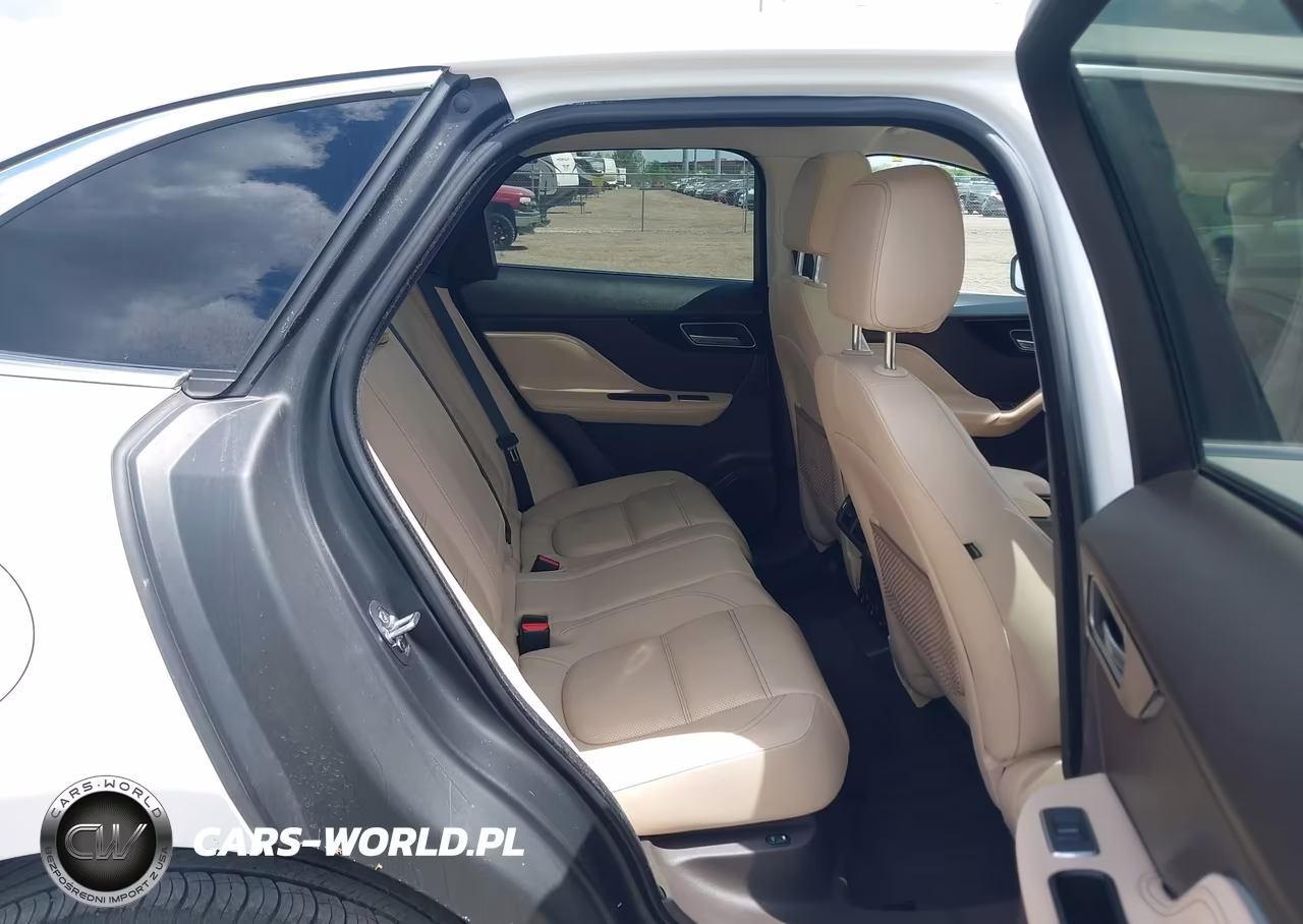 2018 Jaguar F-Pace 35T Prestige VIN:SADCK2EV7JA243344 - 8