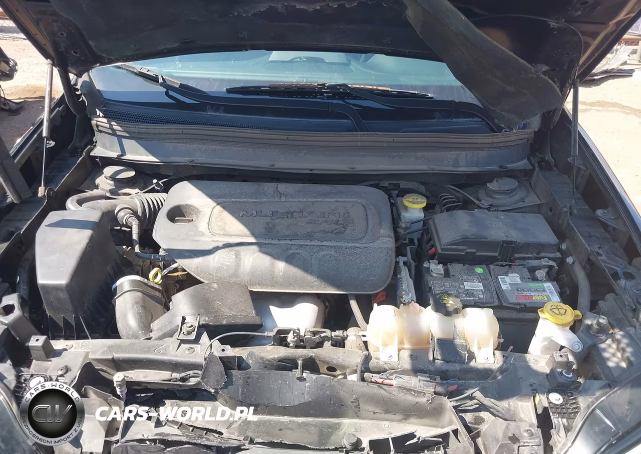 2019 Jeep Cherokee Altitude Fwd VIN:1C4PJLLB1KD339288 - 10