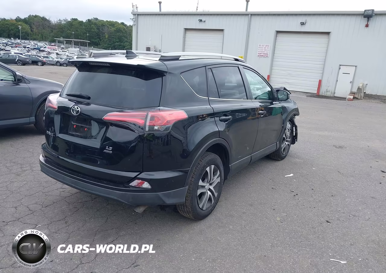 2017 Toyota Rav4 Le VIN:2T3BFREV0HW606504 - 4