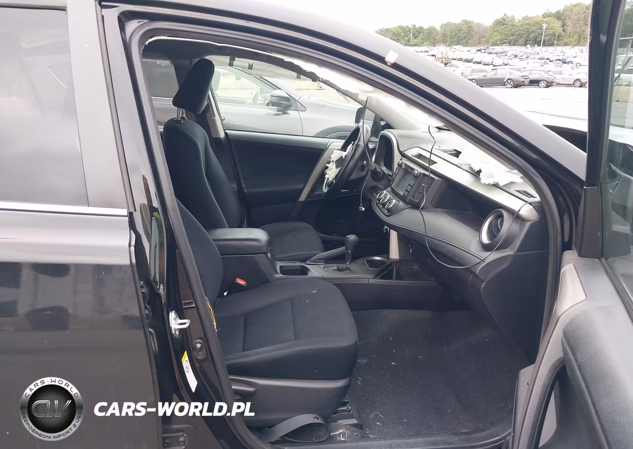 2017 Toyota Rav4 Le VIN:2T3BFREV0HW606504 - 5