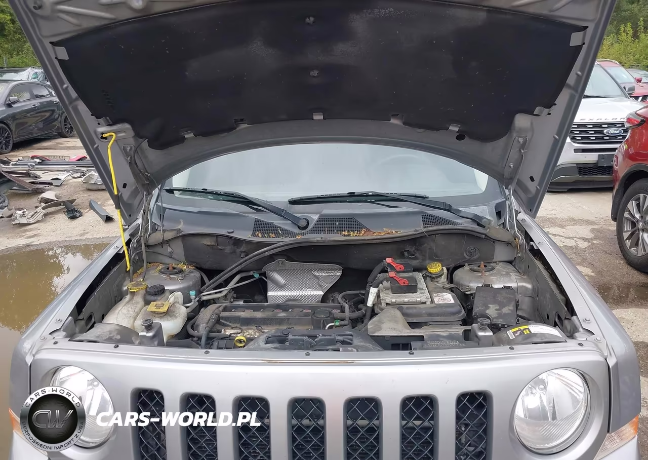 2016 Jeep Patriot Sport Se VIN:1C4NJPBA5GD699680 - 10