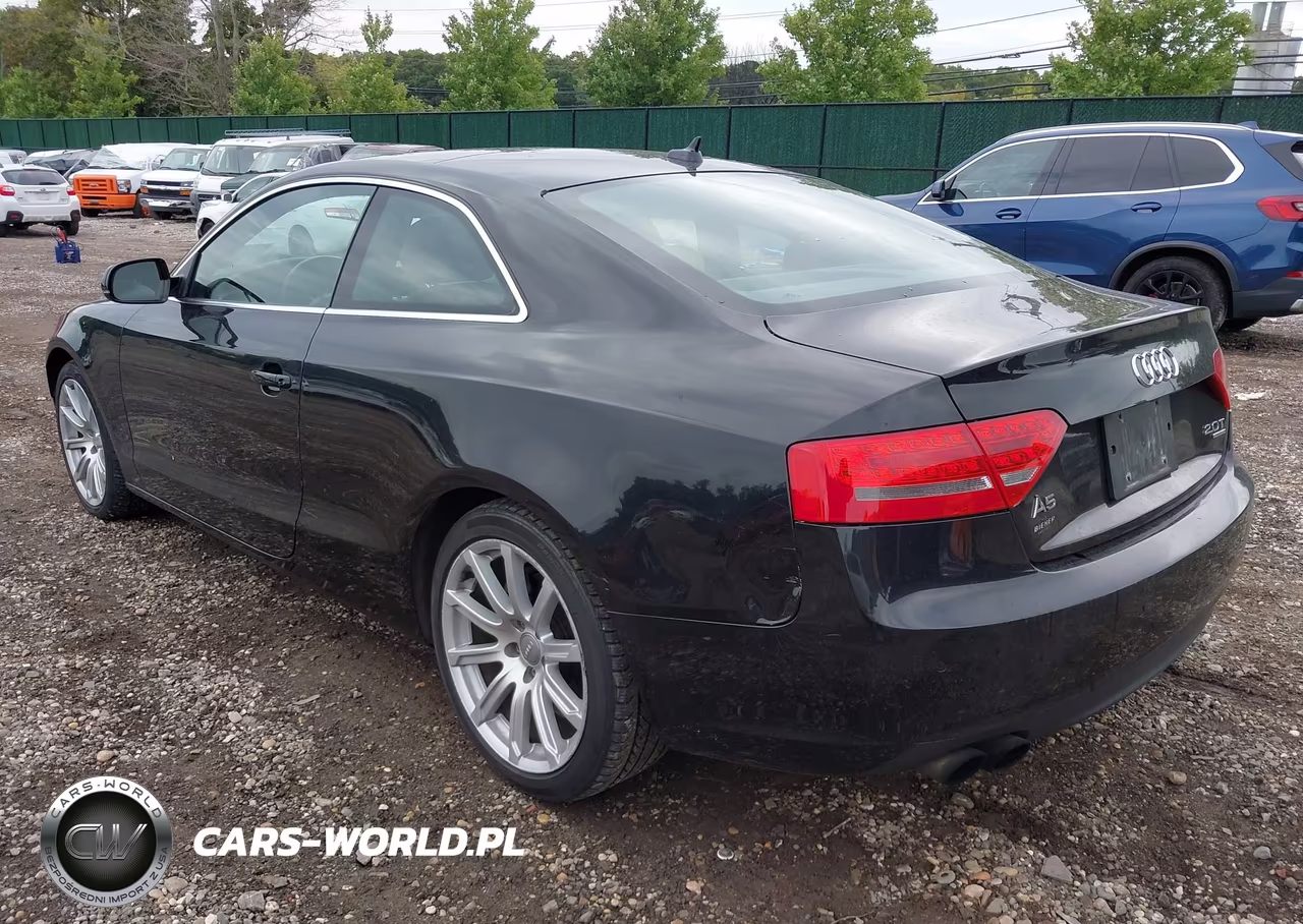 2011 Audi A5 2.0T Premium VIN:WAULFAFR3BA047055 - 3