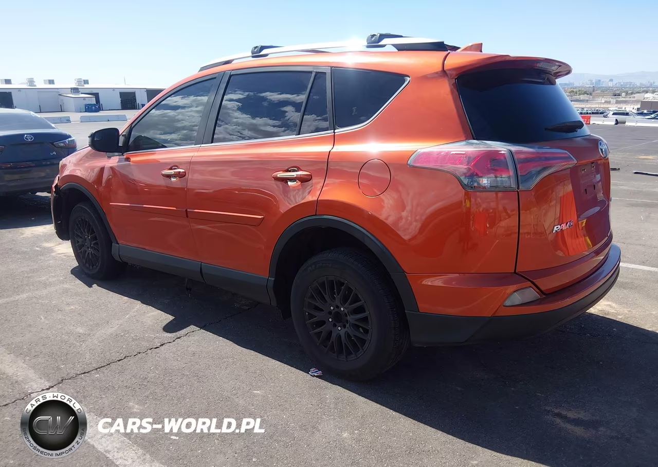 2016 Toyota Rav4 Le VIN:JTMZFREV1GD081754 - 3