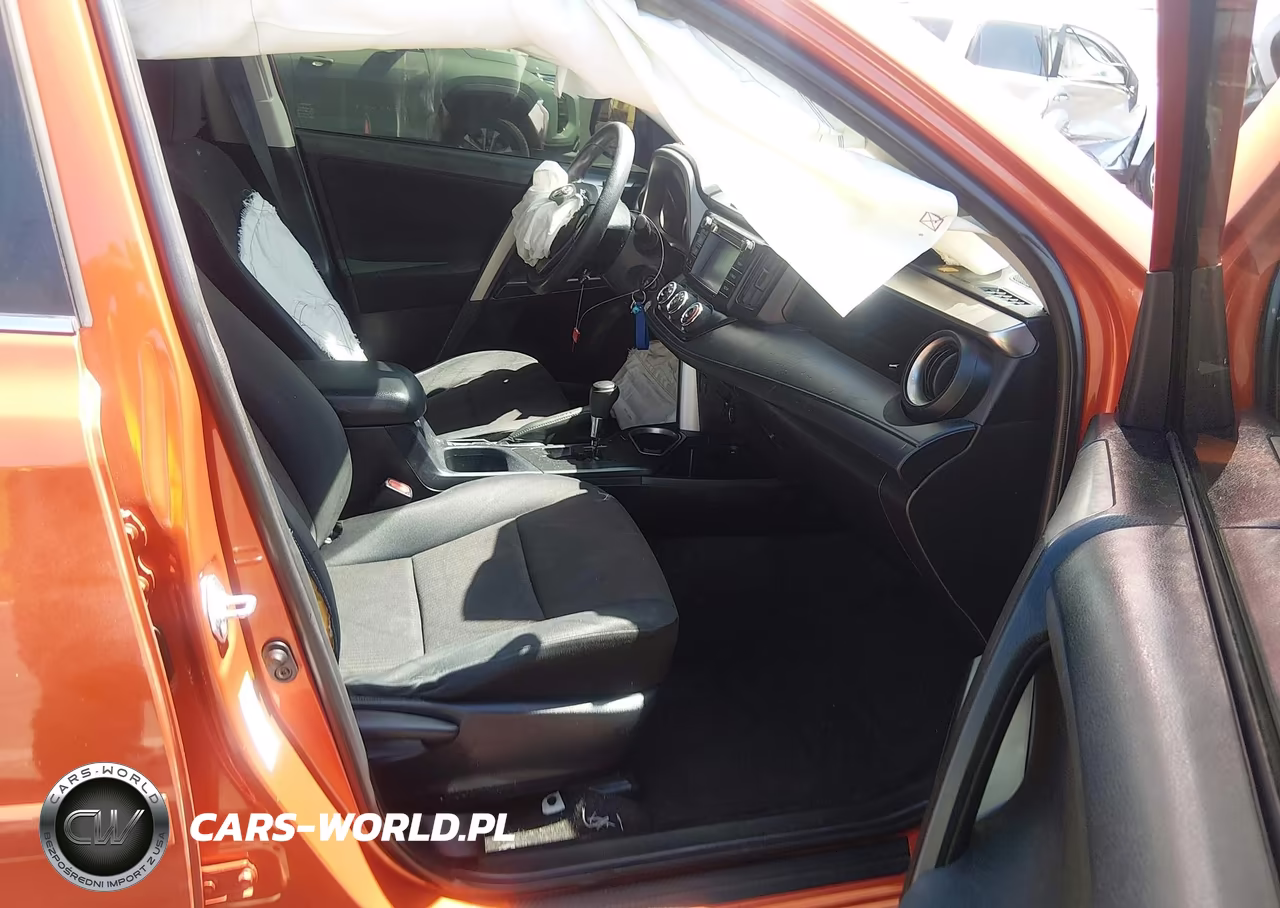 2016 Toyota Rav4 Le VIN:JTMZFREV1GD081754 - 5