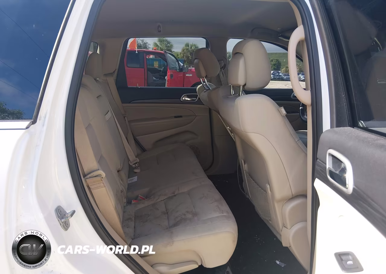 2021 Jeep Grand Cherokee Laredo E VIN:1C4RJEAG2MC681442 - 8