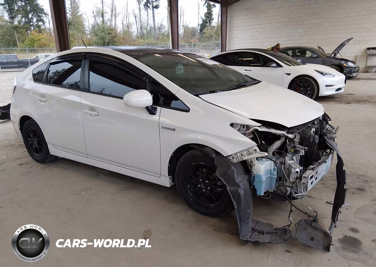 2015 Toyota Prius Four