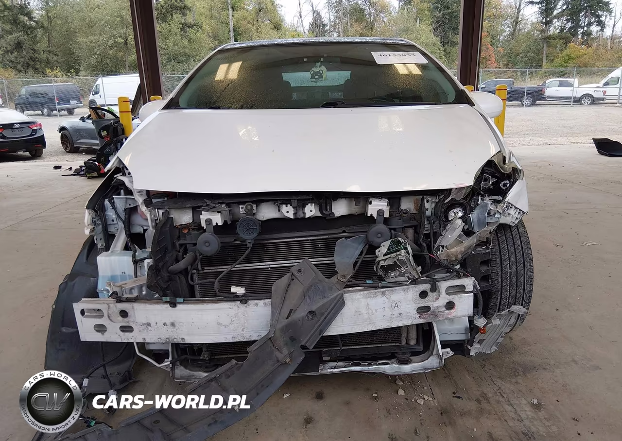 2015 Toyota Prius Four VIN:JTDKN3DU4F1920385 - 13