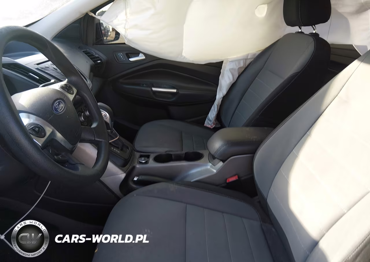 2016 Ford Escape Se VIN:1FMCU0G79GUA52729 - 5