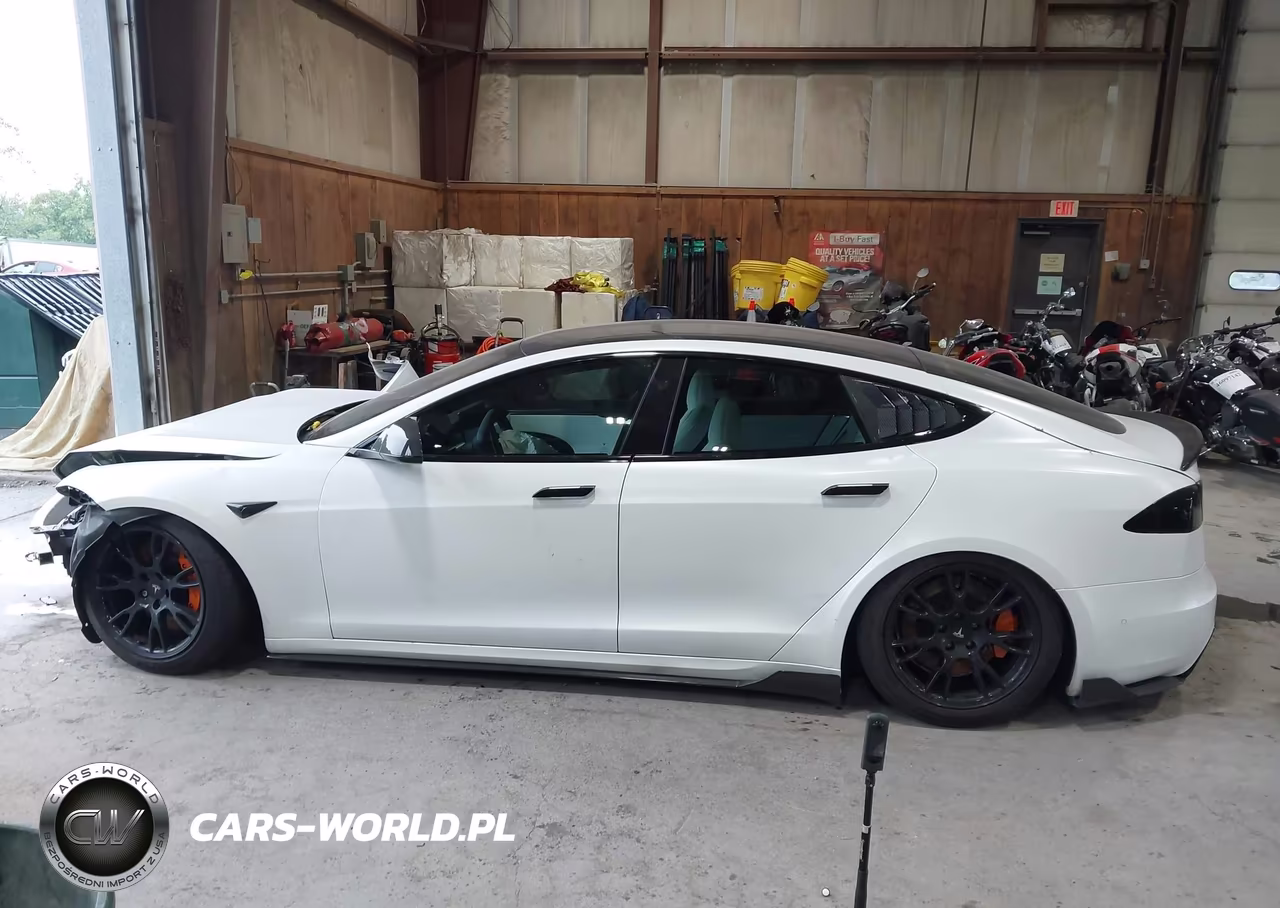 2022 Tesla Model S Plaid Tri Motor All-Wheel Drive VIN:5YJSA1E61NF460270 - 13