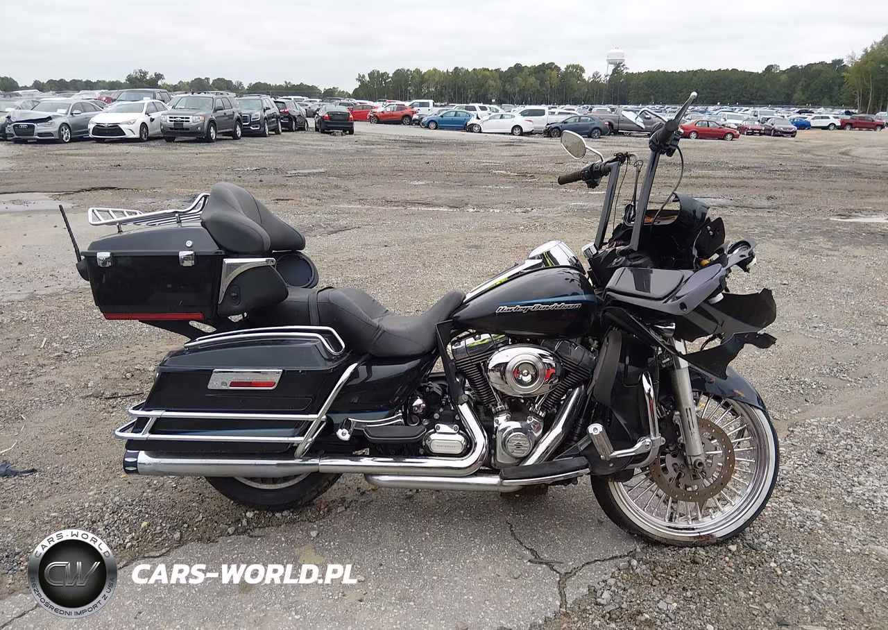 2013 Harley-Davidson Fltru Road Glide Ultra VIN:1HD1KGM16DB628440 - 11