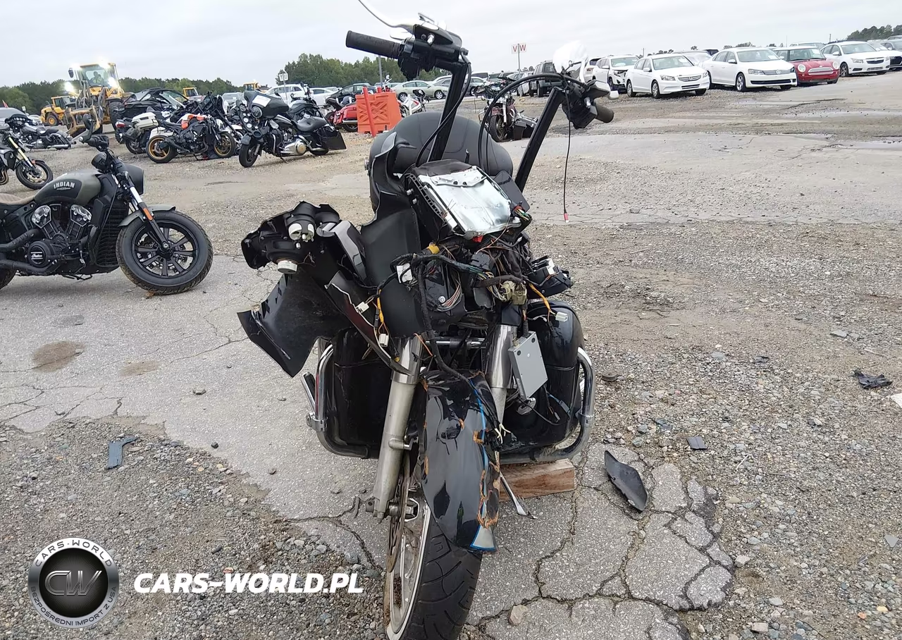 2013 Harley-Davidson Fltru Road Glide Ultra VIN:1HD1KGM16DB628440 - 5